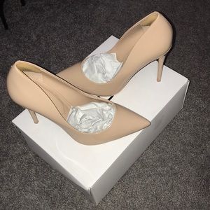 ALDO NUDE GLOSSY STILETTOS